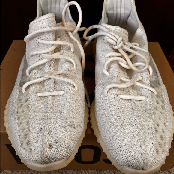 Yeezy Boost 350 V2 “Bone” - Picture 3 of 5